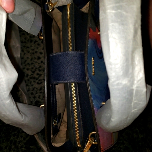 Calvin Klein Purse - Picture 7 of 10